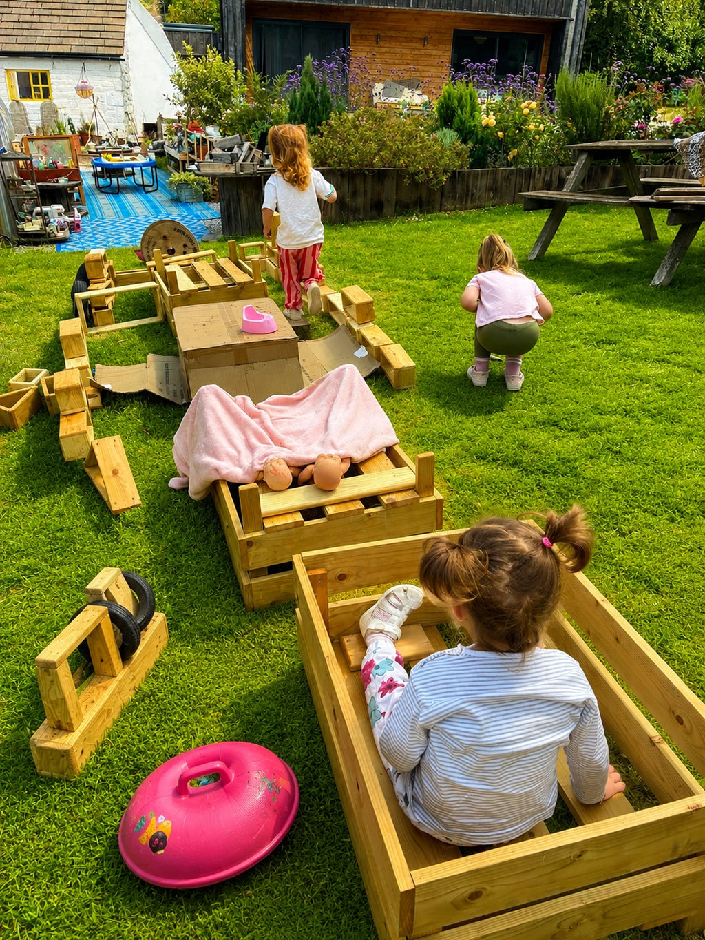 22-Piece Handmade Wooden Block Set + Adventure Crate🌿🪵